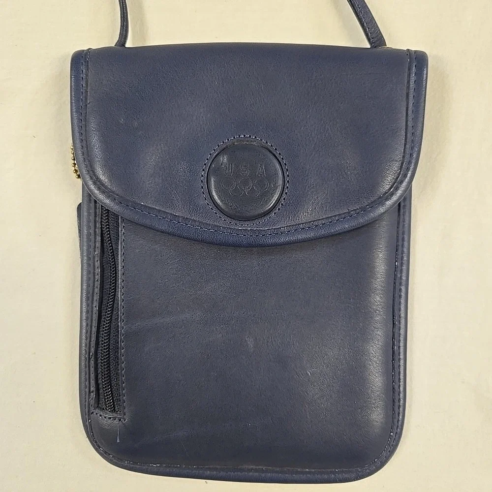 Vintage Coach USA Olympics 100th Anniversary Navy Blue Leather Crossbody Pouch - Picture 9 of 11